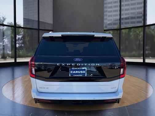 2025 Ford Expedition Max Active 4x4