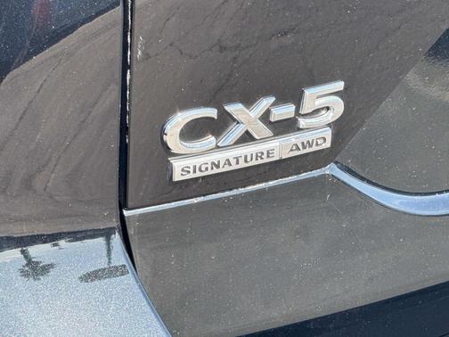 2023 Mazda CX-5 Signature