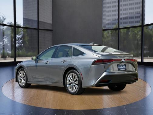 2021 Toyota Mirai Base