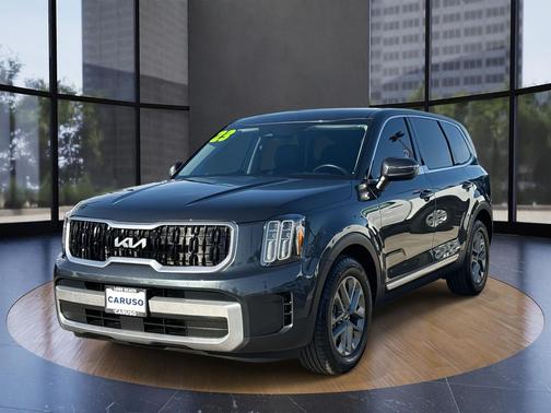2023 Kia Telluride LX
