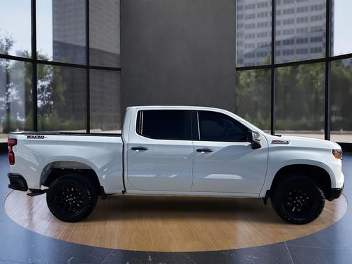2025 Chevrolet Silverado 1500 Custom Trail Boss