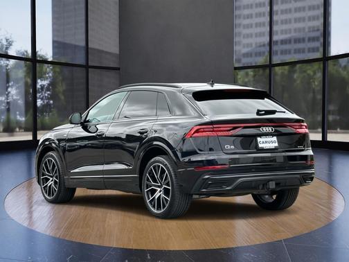 2021 Audi Q8 55 Premium Plus