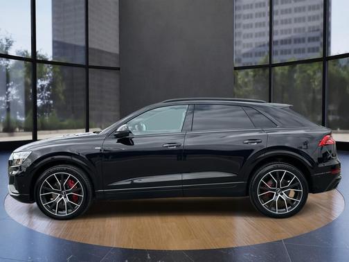 2021 Audi Q8 55 Premium Plus
