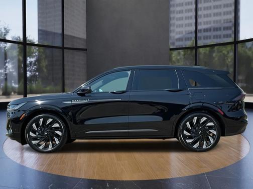 2024 Lincoln Nautilus Reserve