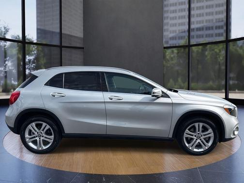 2018 Mercedes-Benz GLA 250 Base