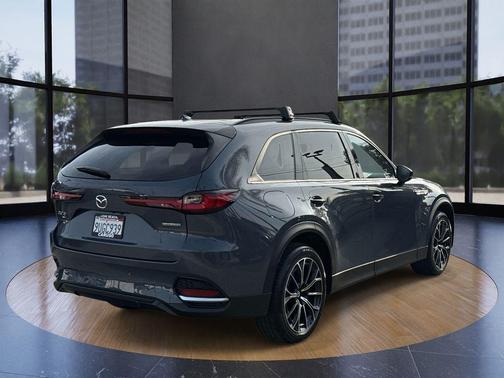 2025 Mazda CX-70 PHEV Premium Package