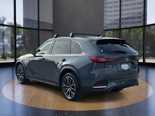 2025 Mazda CX-70 PHEV Premium Package