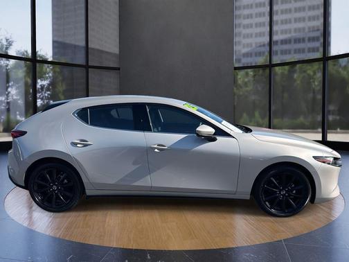 2025 Mazda Mazda3 FWD w/Premium Package