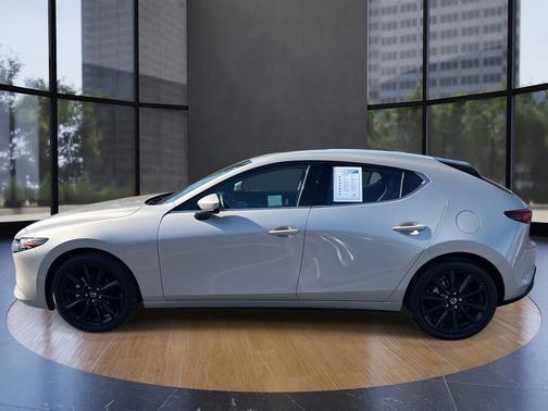 2025 Mazda Mazda3 FWD w/Premium Package