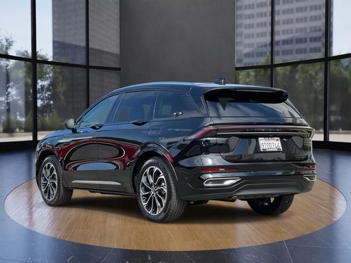 2024 Lincoln Nautilus Reserve