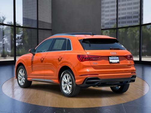 2022 Audi Q3 45 S line Premium Plus