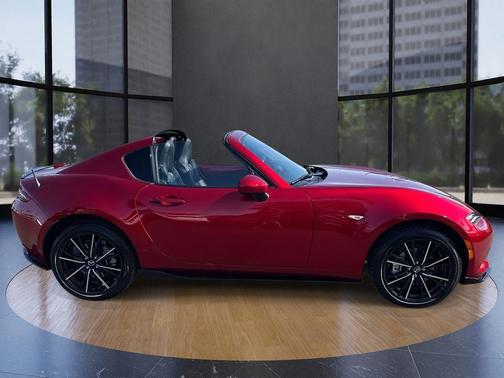 2024 Mazda MX-5 Miata RF Grand Touring