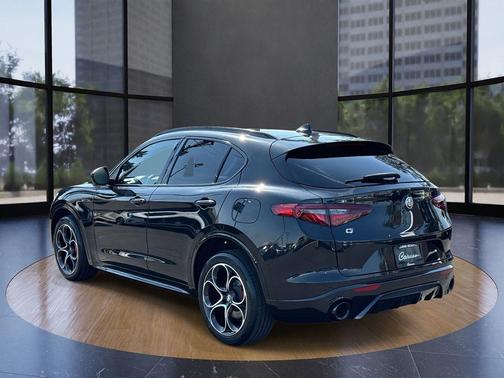 2023 Alfa Romeo Stelvio Veloce AWD