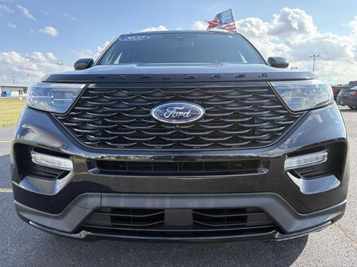 2022 Ford Explorer ST-Line