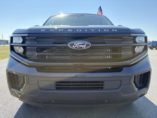 2025 Ford Expedition Max Active 4x4
