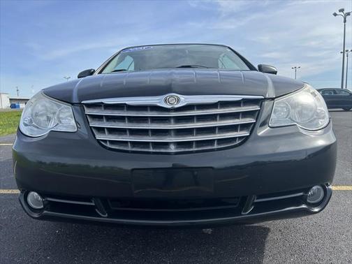 2008 Chrysler Sebring Base