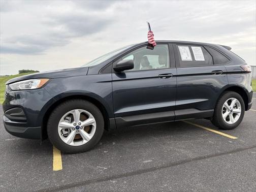 2023 Ford Edge SE