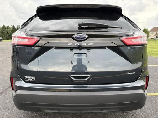 2023 Ford Edge SE