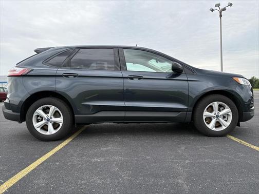 2023 Ford Edge SE