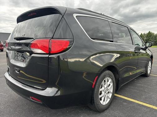 2020 Chrysler Voyager LXI