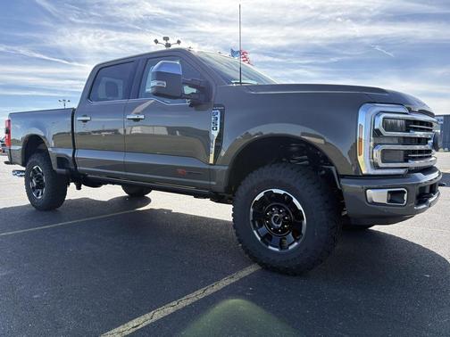 2026 Ford F-350 Platinum