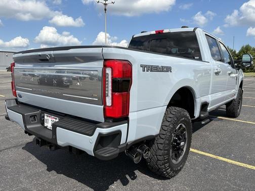 2025 Ford F-350 Platinum
