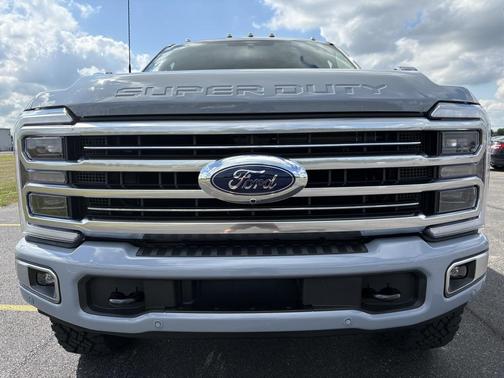 2025 Ford F-350 Platinum