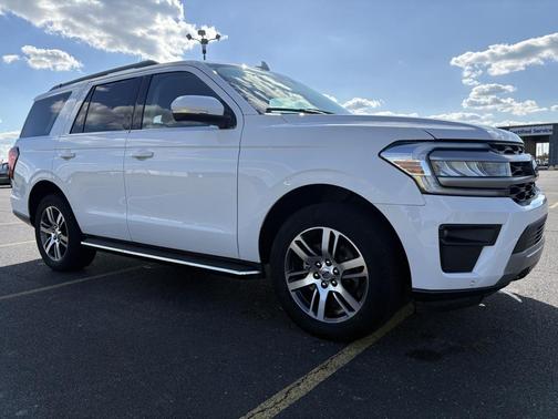 2022 Ford Expedition XLT