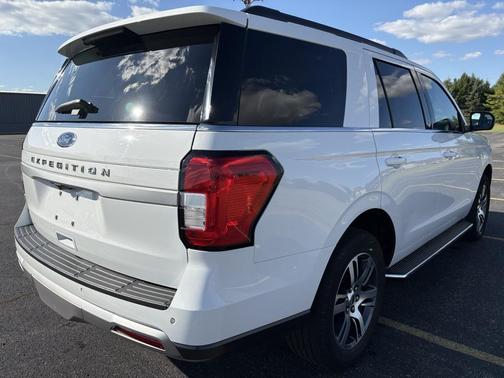 2022 Ford Expedition XLT