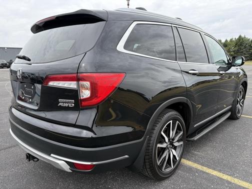 2020 Honda Pilot Touring 8-Passenger