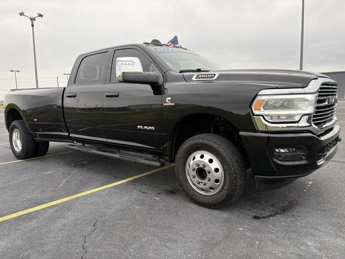 2024 RAM 3500 Laramie Crew Cab 4x4 8' Box
