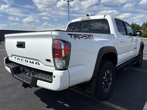 2022 Toyota Tacoma TRD Sport