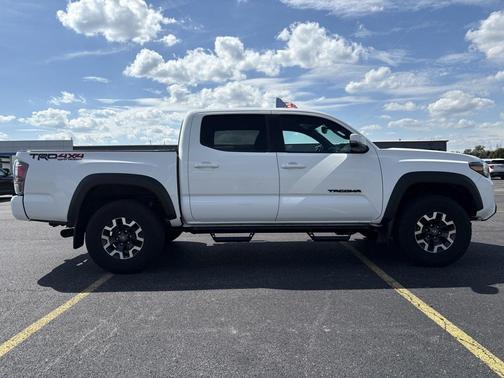 2022 Toyota Tacoma TRD Sport