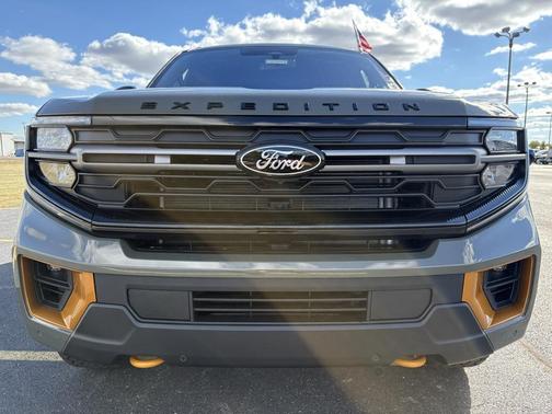 2025 Ford Expedition Tremor