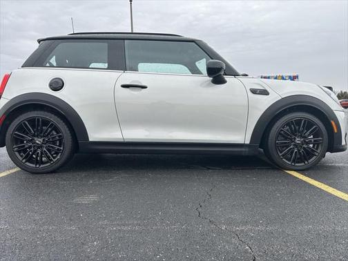 2022 MINI Hardtop Cooper S