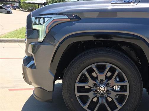2025 Toyota Sequoia Platinum