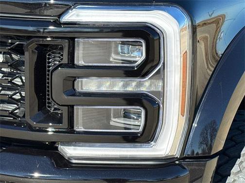 2025 Ford F-450 Platinum