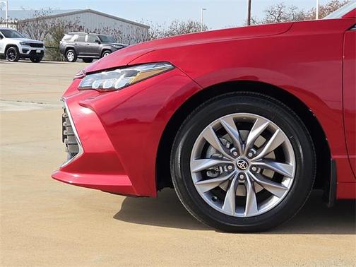 2022 Toyota Avalon XLE