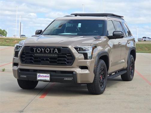 2025 Toyota Sequoia Base