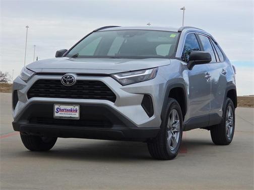 2025 Toyota RAV4 Hybrid LE