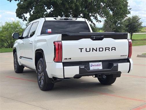 2025 Toyota Tundra Hybrid Platinum