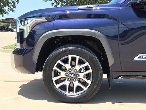2025 Toyota Tundra Hybrid 1794 Edition