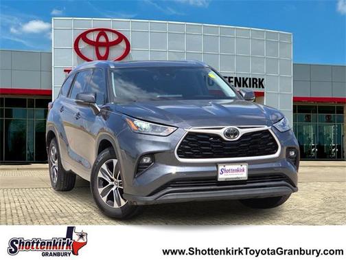 2020 Toyota Highlander XLE