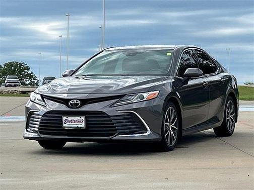 2023 Toyota Camry XLE