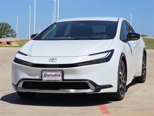 2025 Toyota Prius Plug-In Hybrid XSE