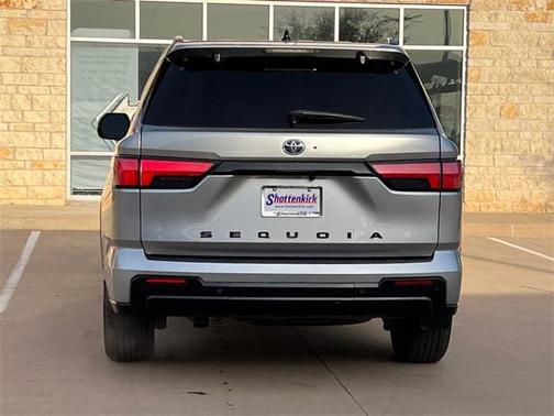 2023 Toyota Sequoia Platinum