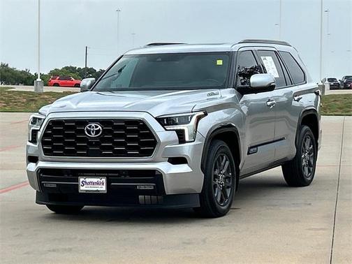 2023 Toyota Sequoia Platinum