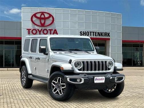 2024 Jeep Wrangler 4-Door Sahara 4x4
