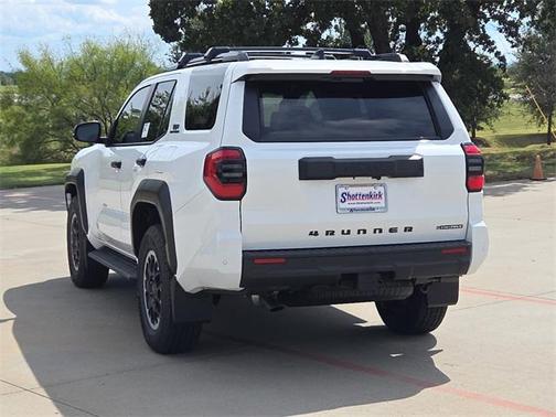 2025 Toyota 4Runner TRD Off Road
