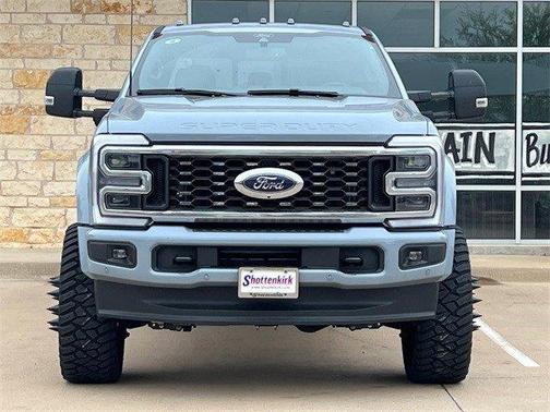 2025 Ford F-450 Platinum